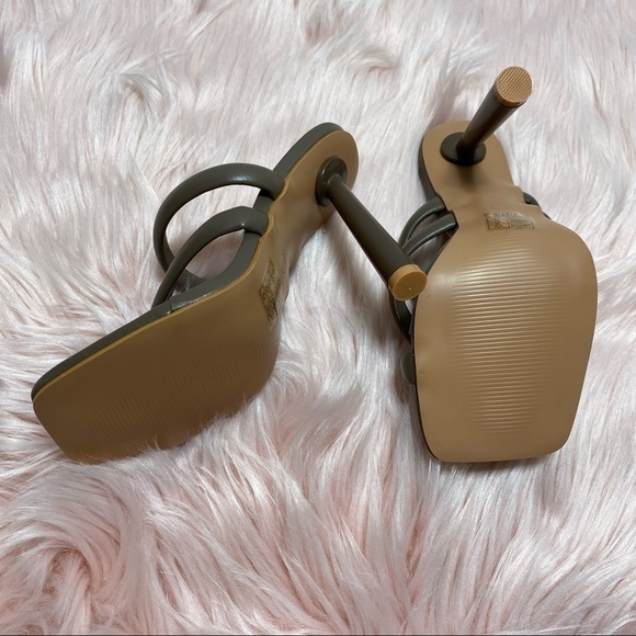 BN Boohoo Square Toe High Heel Padded Strappy Sandal In Mocha - Picture 6 of 8